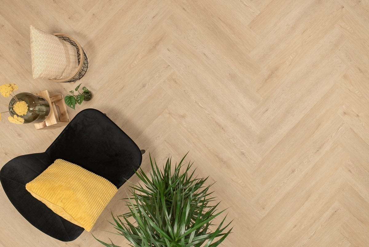 Floer Walvisgraat Click PVC – Gaia Grijsbeige