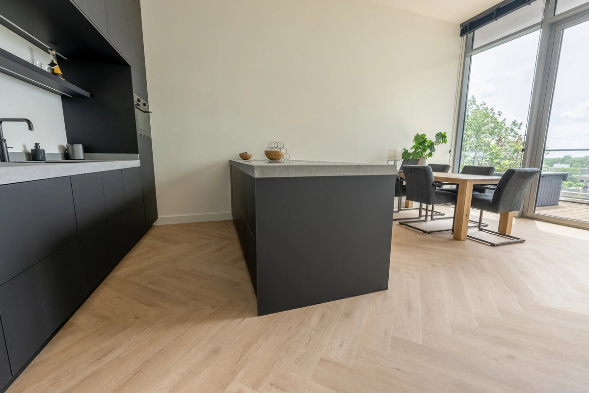 Floer Walvisgraat PVC - Gaia Grijsbeige